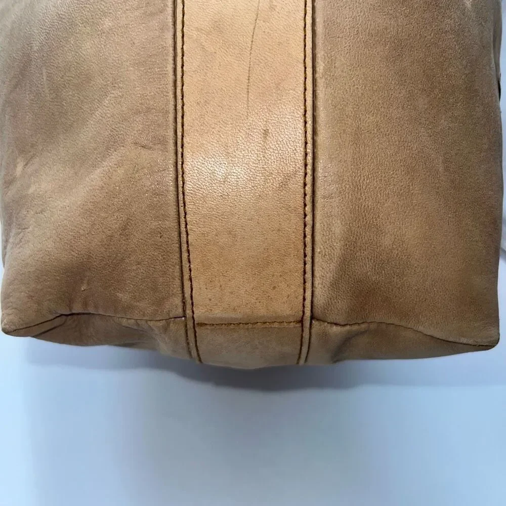 BOTTEGA VENETA Intrecciato Trimmed Nappa Shoulder Bag - Picture 9 of 16